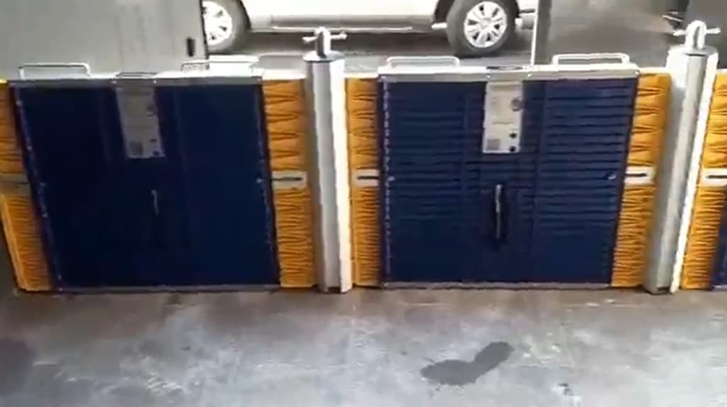 Extension Pole For Use Of Multiple DamEasy Flood Barriers